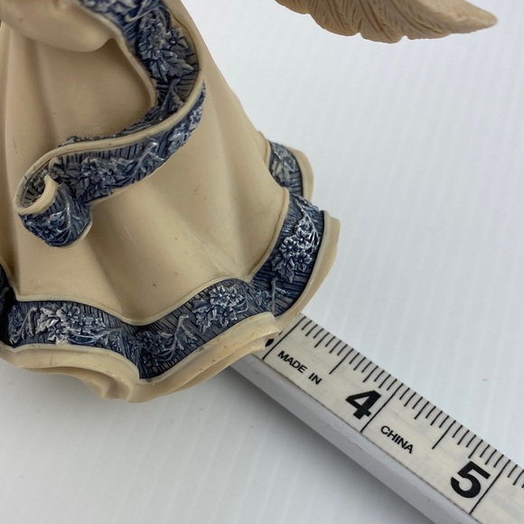 Sarah's Angels Dove Figurine by Mindspring Studios 2005 Resin - Picture 9 of 10